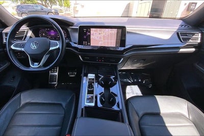 2024 Volkswagen Atlas Cross Sport 2.0T SEL R-Line