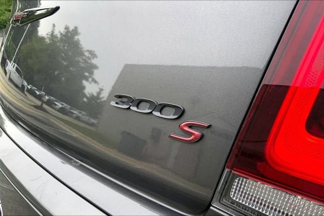 2023 Chrysler 300 300S