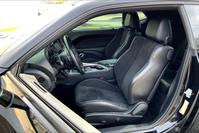 2018 Dodge Challenger SXT Plus