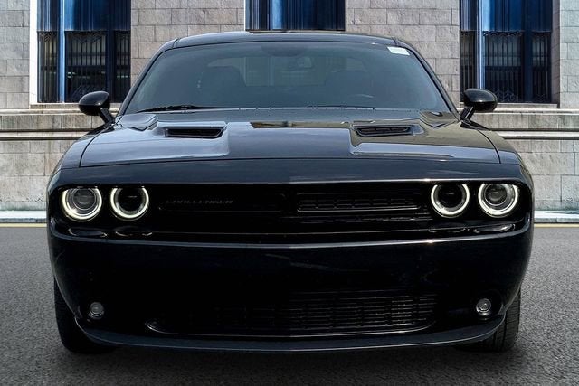 2018 Dodge Challenger SXT Plus