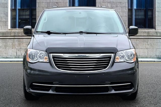 2015 Chrysler Town & Country LX
