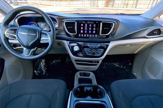 2017 Chrysler Pacifica Touring Plus