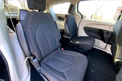 2017 Chrysler Pacifica Touring Plus