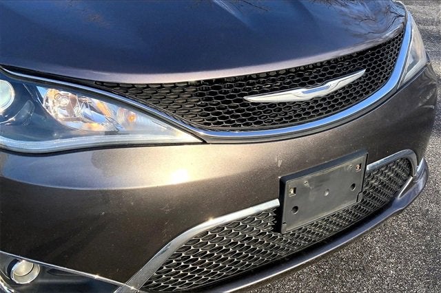 2017 Chrysler Pacifica Touring Plus