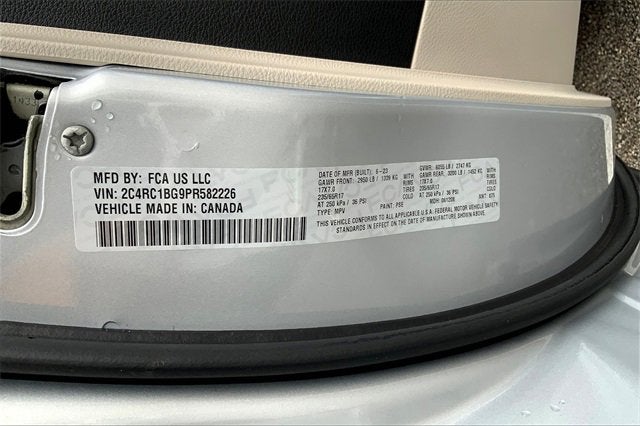 2023 Chrysler Pacifica Touring L