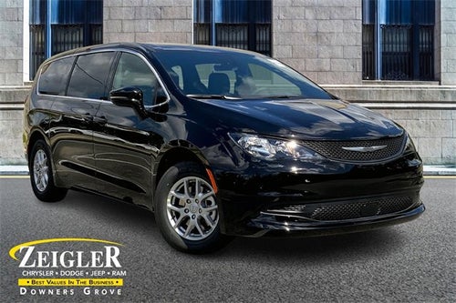 2026 Chrysler Voyager LX