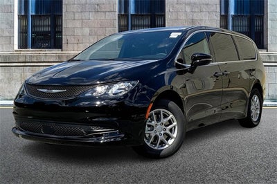 2026 Chrysler Voyager LX