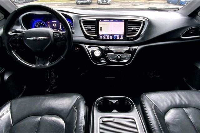 2020 Chrysler Pacifica Touring L Plus