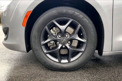 2020 Chrysler Pacifica Touring L Plus