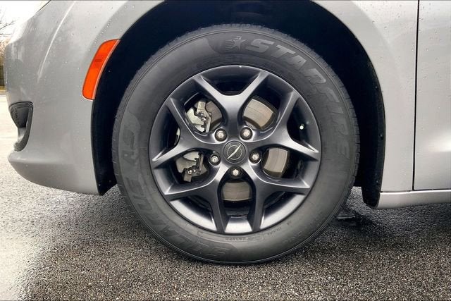 2020 Chrysler Pacifica Touring L Plus