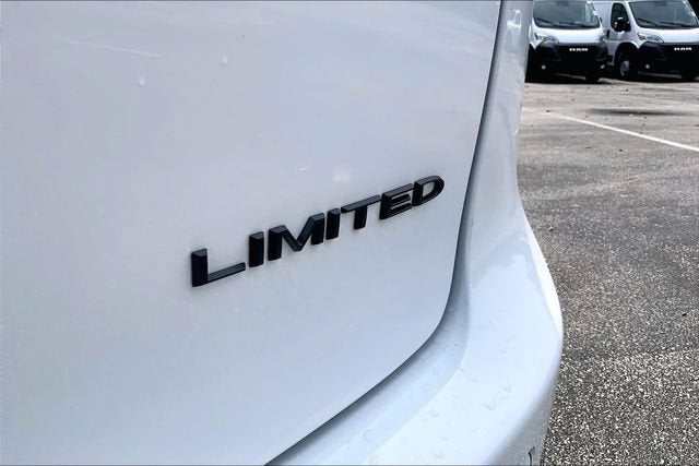 2025 Chrysler Pacifica Limited