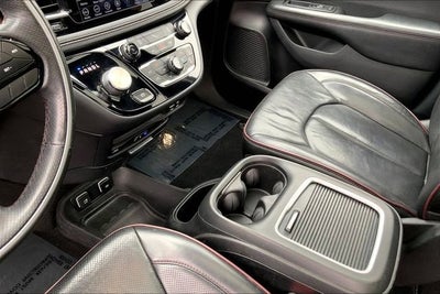 2020 Chrysler Pacifica Limited 35th Anniversary