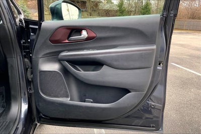 2020 Chrysler Pacifica Limited 35th Anniversary