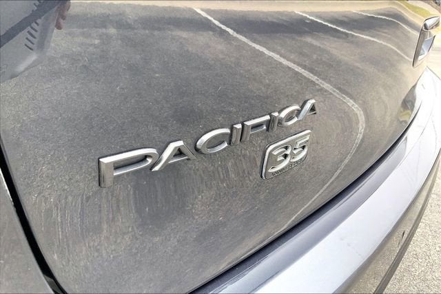 2020 Chrysler Pacifica Limited 35th Anniversary