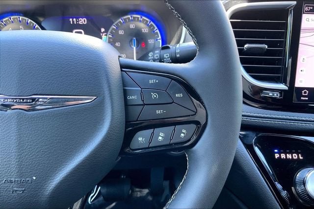 2025 Chrysler Pacifica Limited