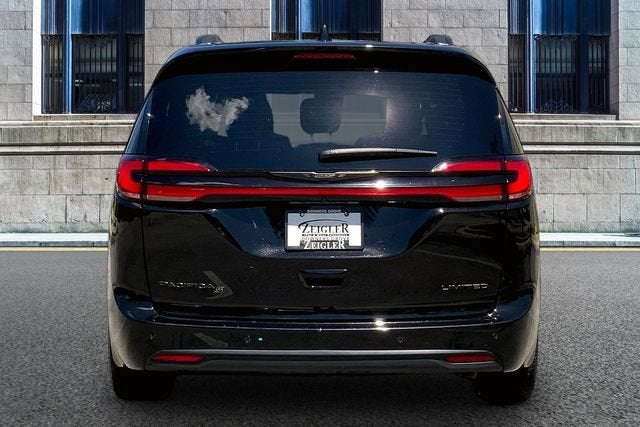 2025 Chrysler Pacifica Limited