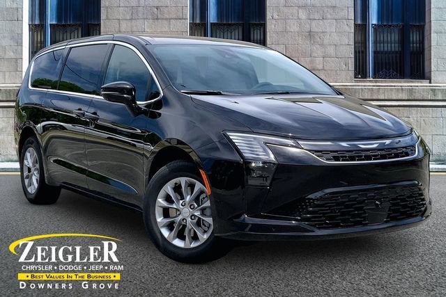 2027 Chrysler Pacifica Select