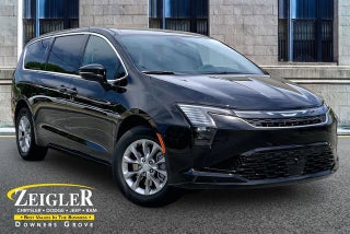 2027 Chrysler Pacifica Select