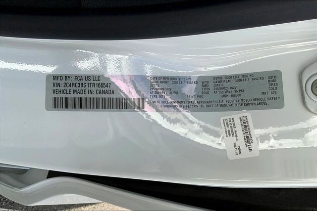 2026 Chrysler Pacifica Select