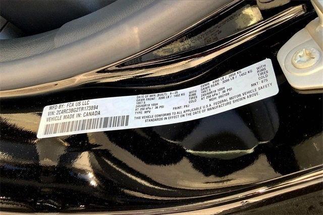 2026 Chrysler Pacifica Select