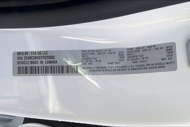 2026 Chrysler Pacifica Select