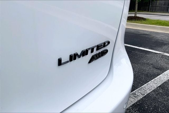 2027 Chrysler Pacifica Limited
