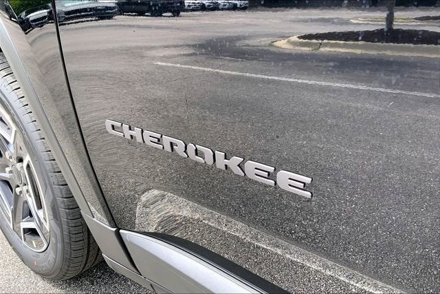 2026 Jeep Cherokee Laredo