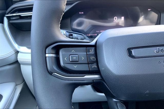 2026 Jeep Cherokee Overland