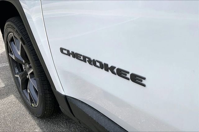 2026 Jeep Cherokee Overland