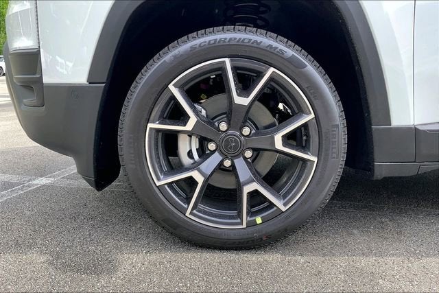 2026 Jeep Cherokee Overland