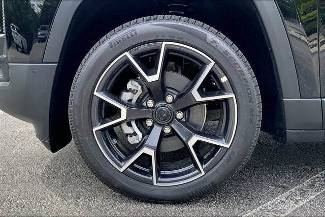 2026 Jeep Cherokee Overland