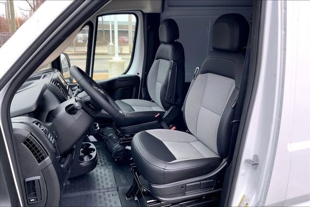 2026 RAM ProMaster Cargo Van Tradesman