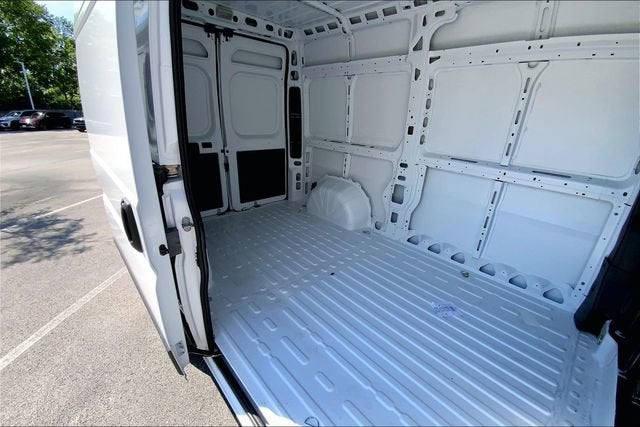 2026 RAM ProMaster Cargo Van Tradesman