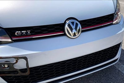 2018 Volkswagen Golf GTI SE