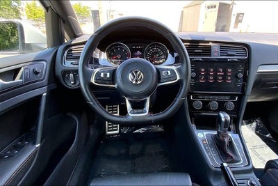 2018 Volkswagen Golf GTI SE