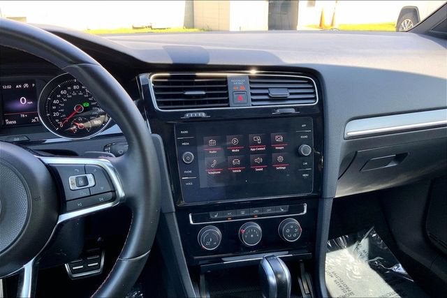 2018 Volkswagen Golf GTI SE