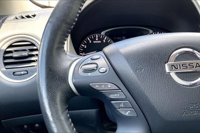 2019 Nissan Pathfinder SL