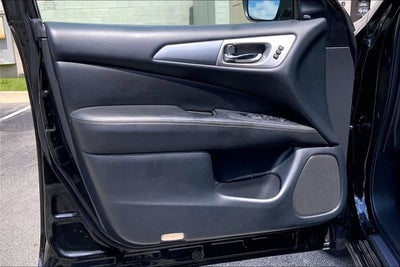 2019 Nissan Pathfinder SL