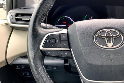 2021 Toyota Sienna XLE