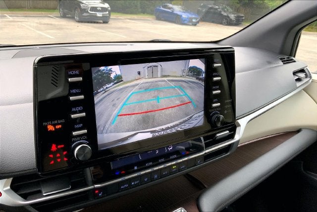 2021 Toyota Sienna XLE