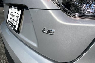 2025 Toyota Corolla LE