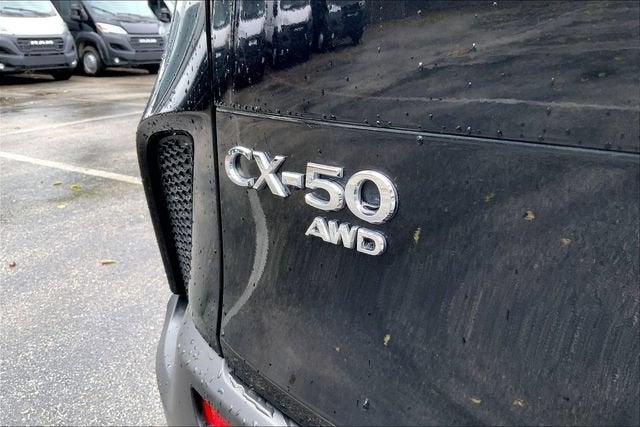 2025 Mazda Mazda CX-50 2.5 S Preferred Package