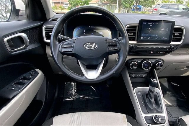 2025 Hyundai Venue SEL
