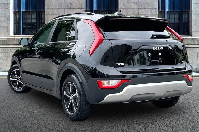 2025 Kia Niro LX