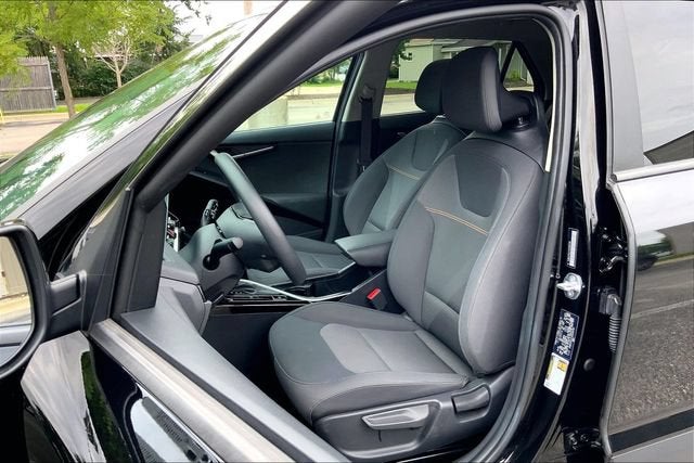 2025 Kia Niro LX