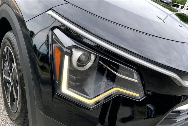 2025 Kia Niro LX