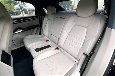 2022 Porsche Cayenne Turbo