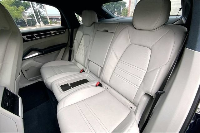 2022 Porsche Cayenne Turbo