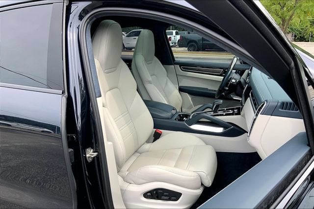 2022 Porsche Cayenne Turbo