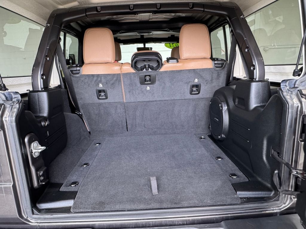 2021 Jeep Wrangler Unlimited Sahara GPS Navigation